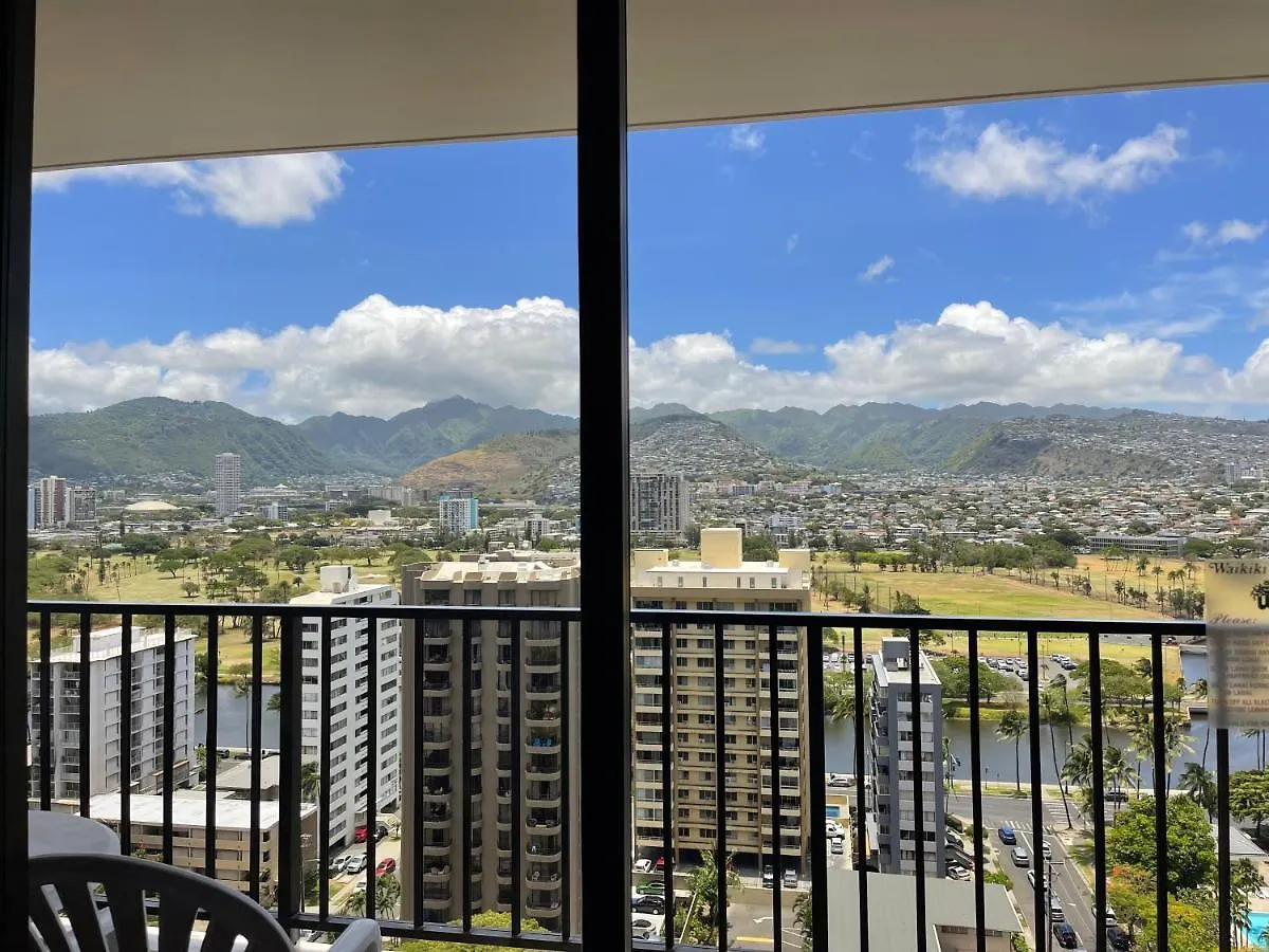 Lovely 1Br Condo One Block From Waikiki Beach Honolulu